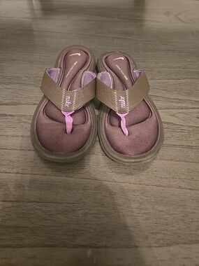 Nike Comfort Footbed thong sandals brown and purple women’s size 6